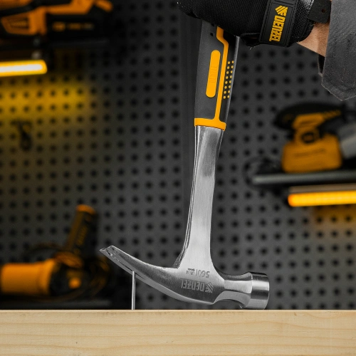 Молоток-гвоздодер 560 г, цельнометаллический, двухкомпонентная рукоятка Denzel по ценам производителя в Воронеже с доставкой по всей России