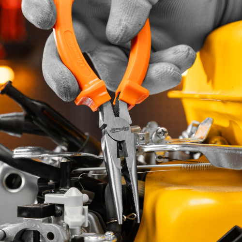 Длинногубцы прямые Classic, 160 мм, шлифованные, пластмассовые рукоятки Sparta по ценам производителя в Воронеже с доставкой по всей России