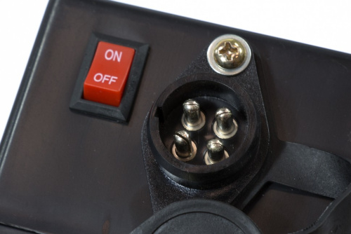 Лебедка автомобильная электрическая 4.5 т, 12 В Denzel по ценам производителя в Воронеже с доставкой по всей России