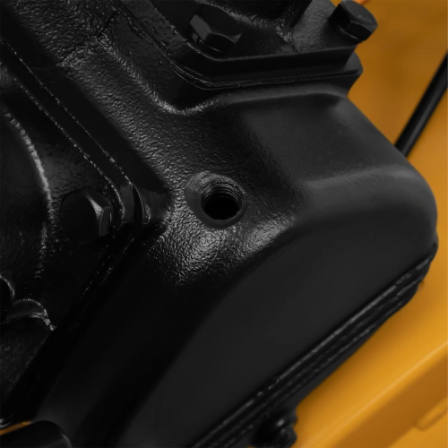 Компрессор воздушный BCV2200/100, ременный привод, 2.2 кВт, 100 литров, 370 л/мин Denzel по ценам производителя в Воронеже с доставкой по всей России