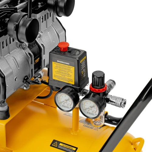 Компрессор безмасляный, малошумный DLS 3300/100, 3300 Вт,3x1100, 100 л, 570 л/мин ,блок управления Denzel по ценам производителя в Воронеже с доставкой по всей России