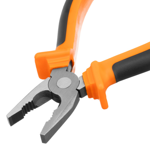 Плоскогубцы комбинированные Comfort, 180 мм, шлифованные, двухкомпонентные рукоятки Sparta по ценам производителя в Воронеже с доставкой по всей России