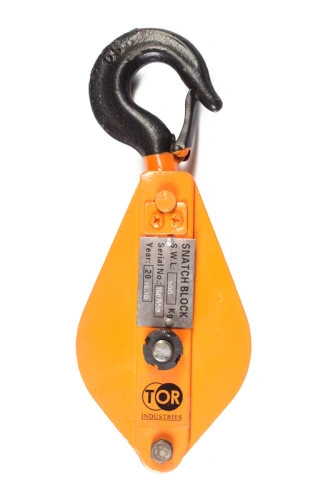 Блок монтажный однорольный с крюком TOR 3,2 т с откидной щекой (T) по ценам производителя в Воронеже с доставкой по всей России