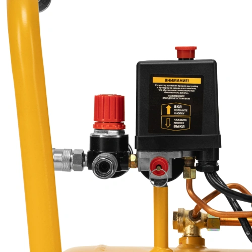 Компрессор воздушный, прямой привод DC1500/50, 1.5 кВт, 50 литров, 220 л/мин Denzel по ценам производителя в Воронеже с доставкой по всей России