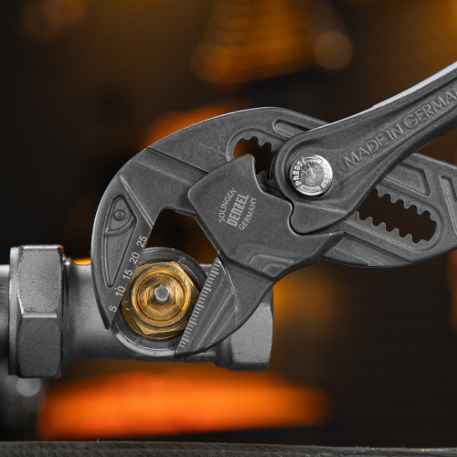 Клещи переставные, кнопочный механизм, обливные рукоятки, сантехнические, 250 мм Denzel по ценам производителя в Воронеже с доставкой по всей России