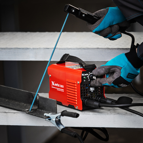 Инверторный аппарат дуговой сварки MMA-200S, 200 А, ПВ60%, диаметр электрода 1,6-5 мм MTX по ценам производителя в Воронеже с доставкой по всей России