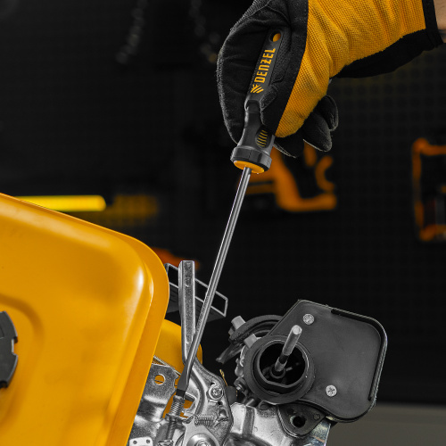 Отвертка SL6x150 мм, CrV, трехкомпонентная рукоятка Denzel по ценам производителя в Воронеже с доставкой по всей России