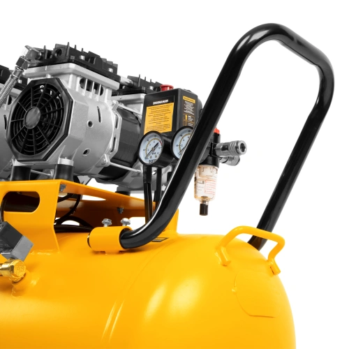 Компрессор безмасляный, малошумный DLS 1800/100,1800 Вт, 3x600, 100 л, 345 л/мин Denzel по ценам производителя в Воронеже с доставкой по всей России