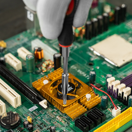 Отвертка для точных работ с насадками Fusion, 22 предмета, в пластиковом пенале Matrix по ценам производителя в Воронеже с доставкой по всей России