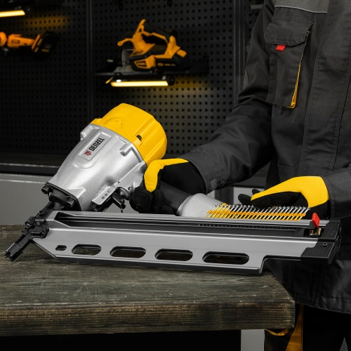 Нейлер пневматический PN2190 для гвоздей SN21 от 50 до 90 мм Denzel по ценам производителя в Воронеже с доставкой по всей России