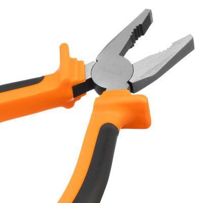 Плоскогубцы комбинированные Comfort, 180 мм, шлифованные, двухкомпонентные рукоятки Sparta по ценам производителя в Воронеже с доставкой по всей России