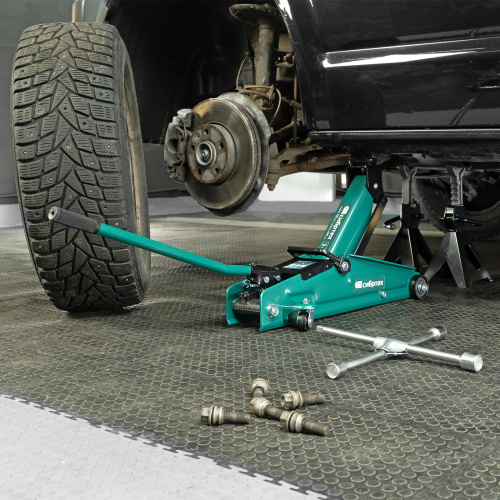 Домкрат гидравлический подкатной, 3 т, 135-400 мм Сибртех по ценам производителя в Воронеже с доставкой по всей России