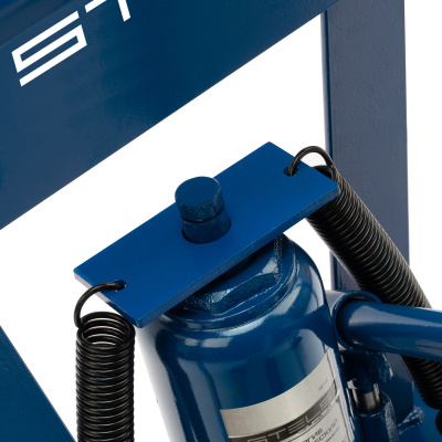 Трубогиб гидравлический, 8 т, в комплекте с башмаками 1/2-1 Stels по ценам производителя в Воронеже с доставкой по всей России