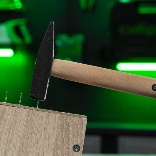 Молоток слесарный 300 г, квадратный боек, деревянная рукоятка Сибртех по ценам производителя в Воронеже с доставкой по всей России