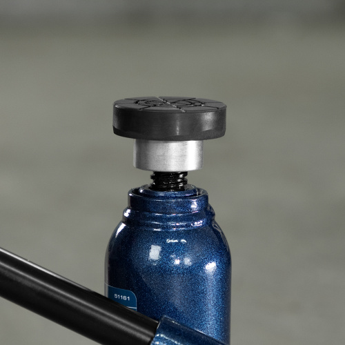 Резиновая опора для бутылочных домкратов, D штока 28 мм Matrix по ценам производителя в Воронеже с доставкой по всей России