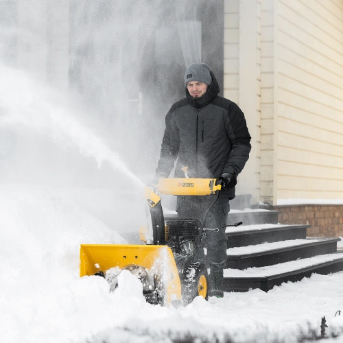 Гибридная снегоуборочная машина с функц. подметания SWB-600, 212 сс, руч. старт, 2 насадки Denzel по ценам производителя в Воронеже с доставкой по всей России