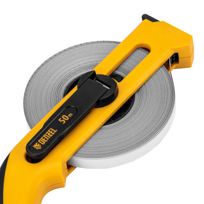 Рулетка геодезическая 50 м х 13 мм, открытый корпус, металлическая лента Denzel по ценам производителя в Воронеже с доставкой по всей России