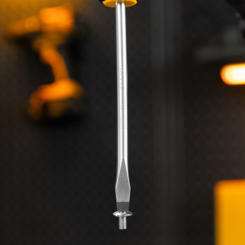 Отвертка, SL8x150 мм, S2, 3к рукоятка Denzel по ценам производителя в Воронеже с доставкой по всей России