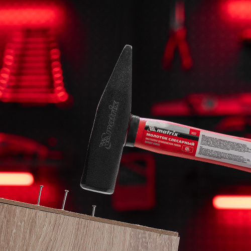 Молоток слесарный, 400 г, фибергласовая обрезиненная рукоятка Matrix по ценам производителя в Воронеже с доставкой по всей России