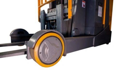 Ричтрак электрический с кабиной TOR 2,0 т 6,2 м CQD20-D Li-ion купить в Москве с доставкой по всей России | ProtosMarket.ru