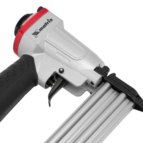 Нейлер финишный, шпилькозабивной пистолет, пневматический, гвоздь 23GA D 0.64 мм  длина 10-30 мм Matrix по ценам производителя в Воронеже с доставкой по всей России