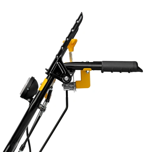 Бензиновая снегоуборочная машина SB 560 LP, 212 cc, электростартер, фара Denzel по ценам производителя в Воронеже с доставкой по всей России