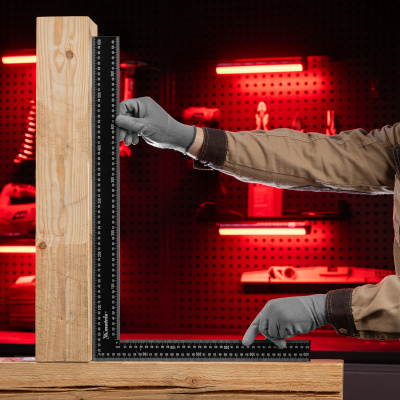 Угольник, 400 х 600 мм, цельнометаллический Matrix по ценам производителя в Воронеже с доставкой по всей России