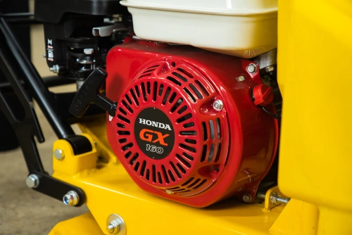 Виброплита 85 кг, 13кН (Honda) бак, коврик, колесный комплект TOR T-80 по ценам производителя в Воронеже с доставкой по всей России