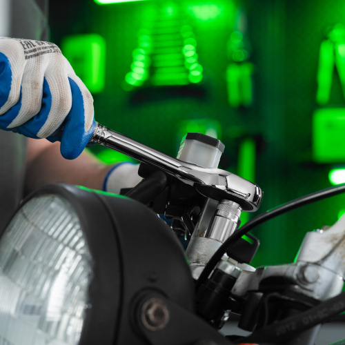 Ключ-трещотка 1/2", 45 зубьев, цельнометаллический, с быстрым сбросом, CrV, хром Сибртех по ценам производителя в Воронеже с доставкой по всей России