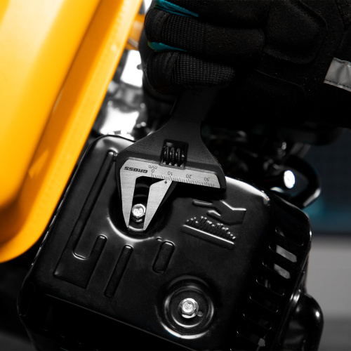 Ключ разводной, 150 мм, CrV, тонкие губки, защитные насадки Gross по ценам производителя в Воронеже с доставкой по всей России