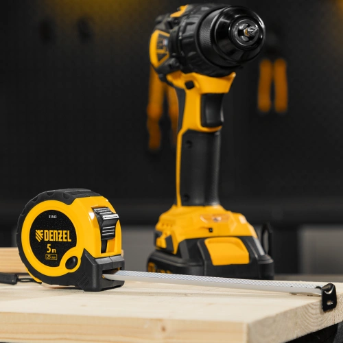 Рулетка 5м х 25мм, двухкомп. корпус, кнопка-пауза Denzel по ценам производителя в Воронеже с доставкой по всей России