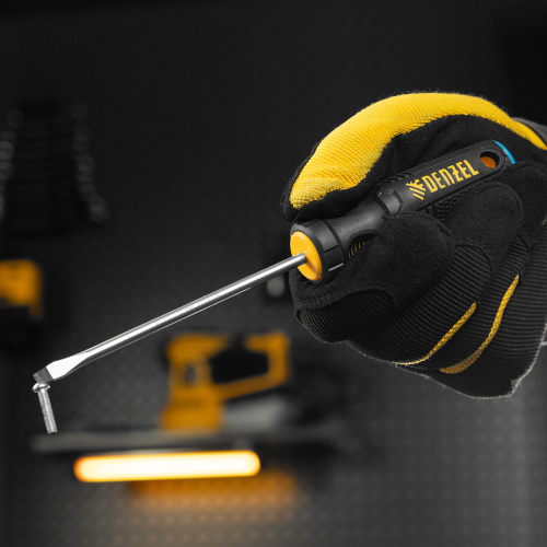 Отвертка, SL4х100 мм, S2, 3к рукоятка Denzel по ценам производителя в Воронеже с доставкой по всей России