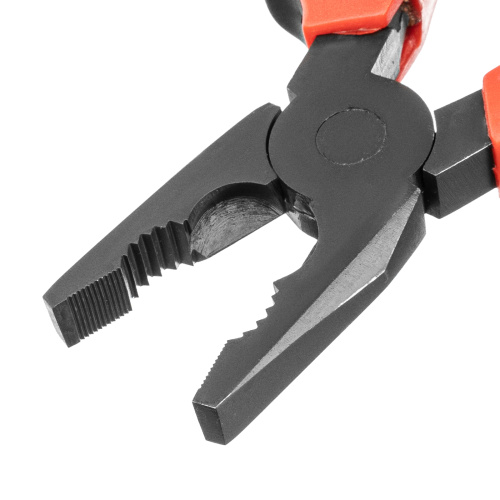 Плоскогубцы комбинированные Black Nickel, 200 мм, двухкомпонентные рукоятки Matrix по ценам производителя в Воронеже с доставкой по всей России