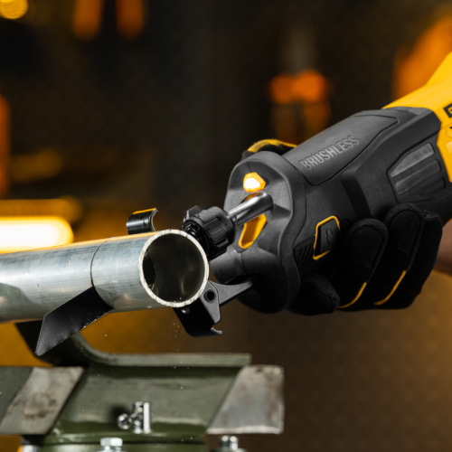 Пила сабельная аккумуляторная бесщет. RS-250, Li-Ion, 20 В Denzel по ценам производителя в Воронеже с доставкой по всей России