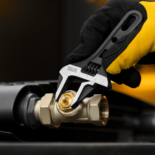 Ключ разводной 135 мм, CrV, кованый, укороченная рукоятка Denzel по ценам производителя в Воронеже с доставкой по всей России