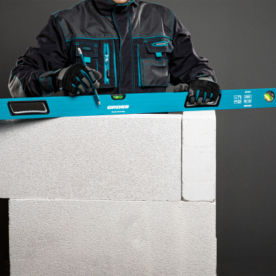 Уровень алюминиевый, 1500 мм, усиленный с ударопрочными заглушками, рукоятки, 3 глазка Gross по ценам производителя в Воронеже с доставкой по всей России