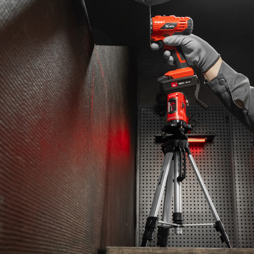 Лазерный уровень самовыравнивающийся, 150 мм, штатив 1150 мм, набор в пластиковом кейсе Matrix по ценам производителя в Воронеже с доставкой по всей России