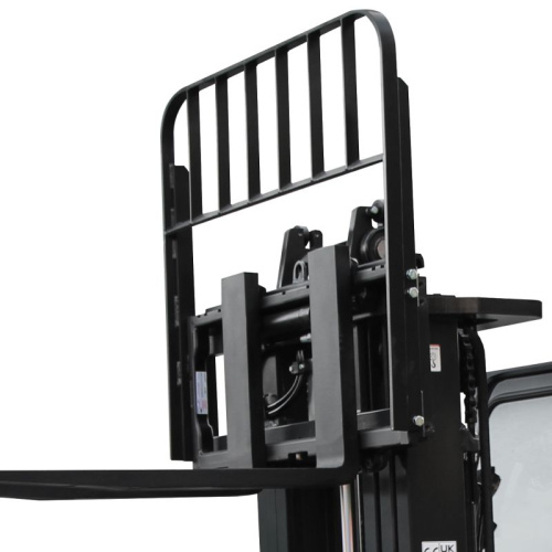 Дизельный погрузчик с кабиной YETT DRP25-M1K2C-M300-3W-K по ценам производителя в Воронеже с доставкой по всей России