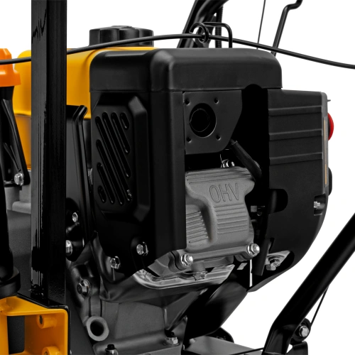 Бензиновая снегоуборочная машина SBM 610S PRO, 212 cc, электростартер, фара, обогрев Denzel по ценам производителя в Воронеже с доставкой по всей России