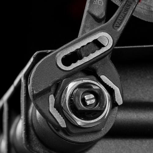 Клещи переставные 180 мм, хром-ванадий, обливные рукоятки Matrix купить в Москве с доставкой по всей России | ProtosMarket.ru