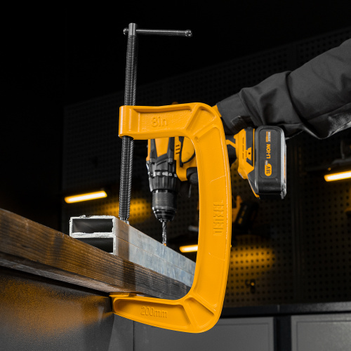 Струбцина G-образная, усиленная, 200 мм Denzel по ценам производителя в Воронеже с доставкой по всей России