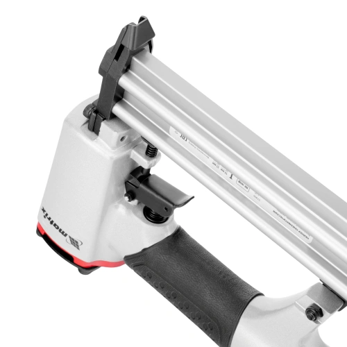 Нейлер пневматический для гвоздей от 10 до 32 мм Matrix по ценам производителя в Воронеже с доставкой по всей России