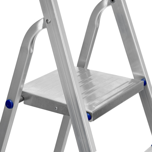 Стремянка, 6 ступеней, алюминиевая, Сибртех по ценам производителя в Воронеже с доставкой по всей России