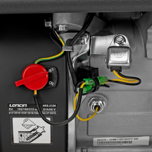 Виброплита бензиновая VC-12, 12 кН, 45*35 см, 196 см3 Denzel по ценам производителя в Воронеже с доставкой по всей России