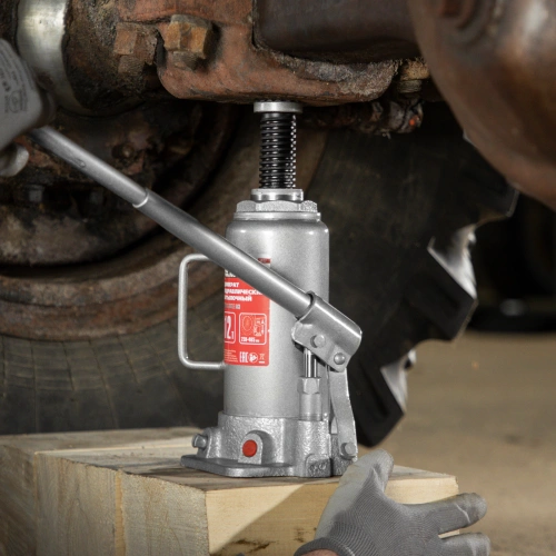 Домкрат гидравлический бутылочный, 12 т, высота подъема 230-465 мм Matrix по ценам производителя в Воронеже с доставкой по всей России