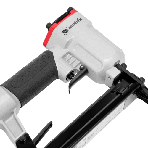 Степлер пневматический для прямоугольных скоб от 10 до 22 мм Matrix по ценам производителя в Воронеже с доставкой по всей России