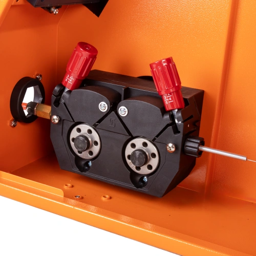 Аппарат для ручной лазерной сварки, резки и очистки FOXWELD LASER 2000-3-МТ купить в Москве с доставкой по всей России | ProtosMarket.ru