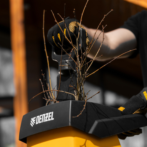 Измельчитель садовый электрический ECS-2700, 2700 Вт, 40 мм Denzel по ценам производителя в Воронеже с доставкой по всей России