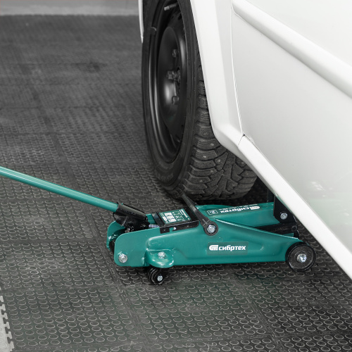 Домкрат гидравлический подкатной, 2 т, 127-330 мм, в пласт. кейсе Сибртех по ценам производителя в Воронеже с доставкой по всей России