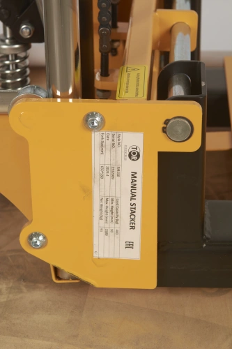 Штабелер гидравлический 0,4 т 1,5 м TOR PJ4150 облегченный по ценам производителя в Воронеже с доставкой по всей России